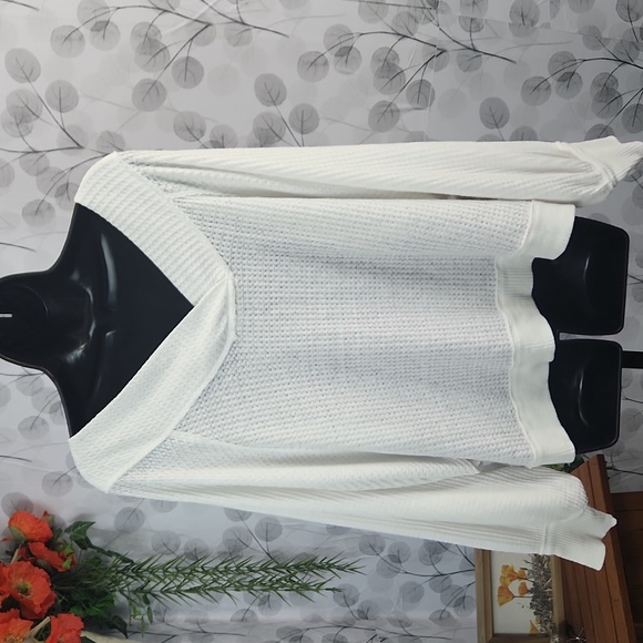 FP | We the Free Westend Thermal - Picture 6 of 8